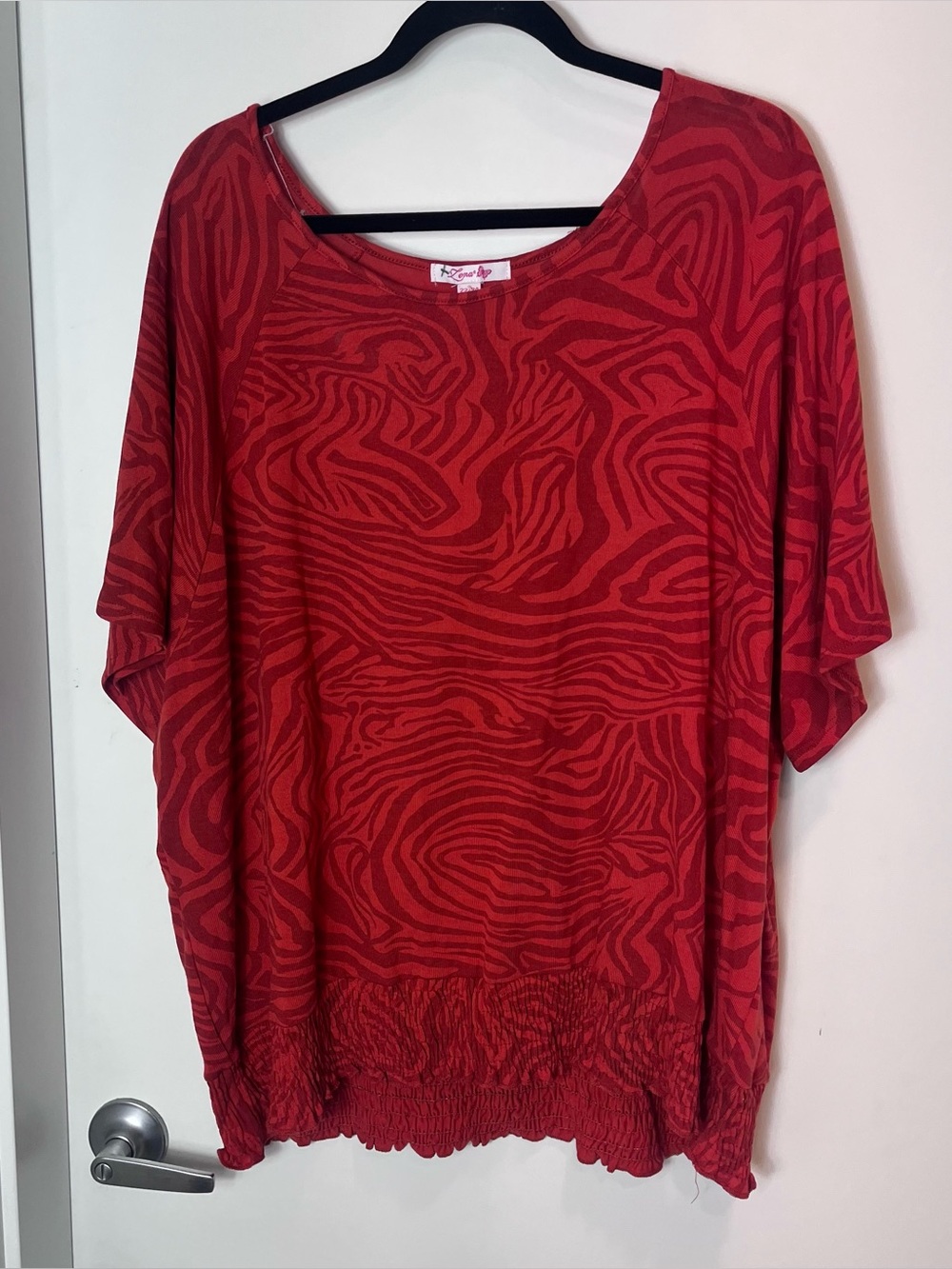 Zena Red Zebra Print Short Sleeve Women's Top Size 22/24 NWT